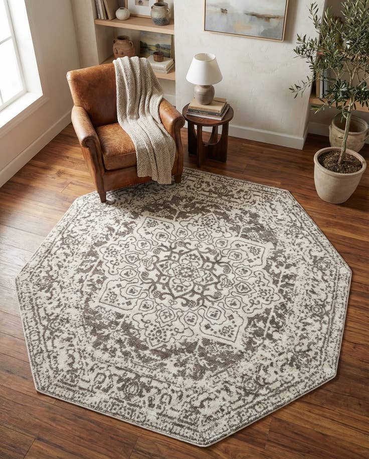 Detail image of 7' 10 x 7' 10 Arlington Octagon Rug