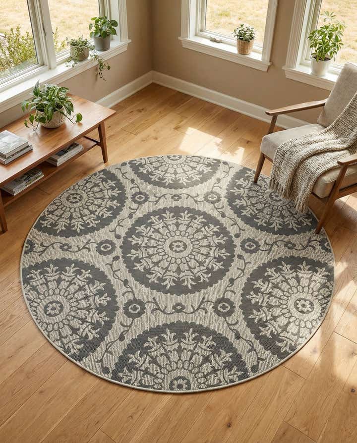 6' x 6' Easy-Clean Botanical Indoor / Outdoor Round Rug