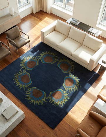 7' 5 x 7' 6 Luna Square Rug