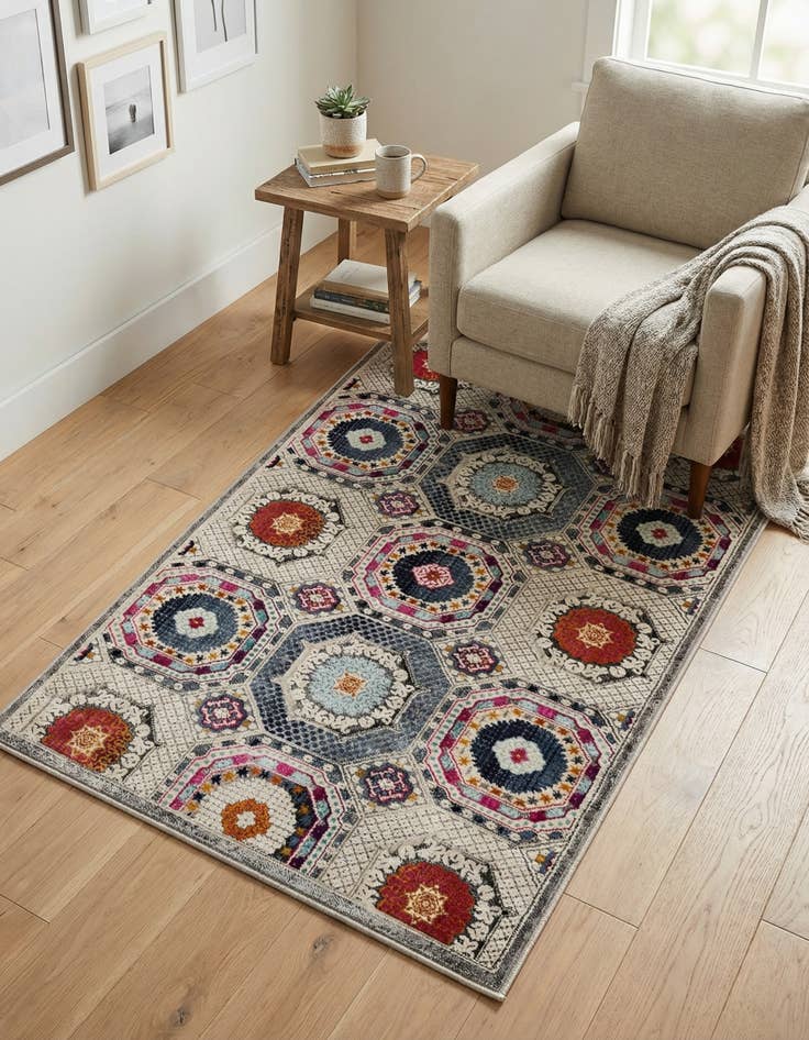 Detail image of 3' 7 x 5' 3 Budapest Rug