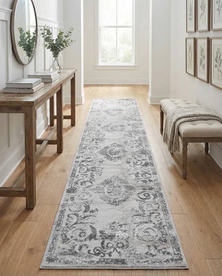 Detail image of 2' 7 x 12' Finsbury Runner Rug
