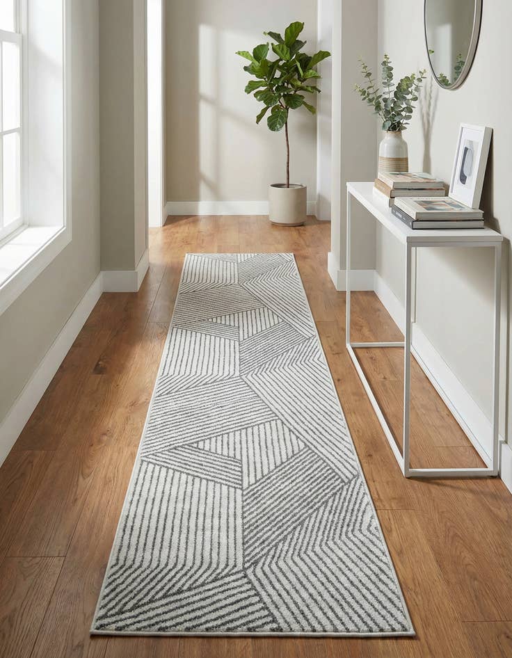 Detail image of 2' 7 x 12' Oslo Runner Rug