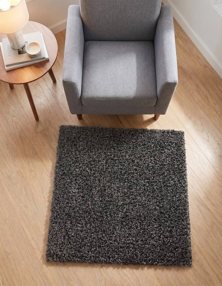 Detail image of 3' x 3' Zermatt Shag Square Rug