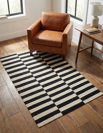 3' 4 x 4' 11 Hand Woven Kilim Modern Wool Rug