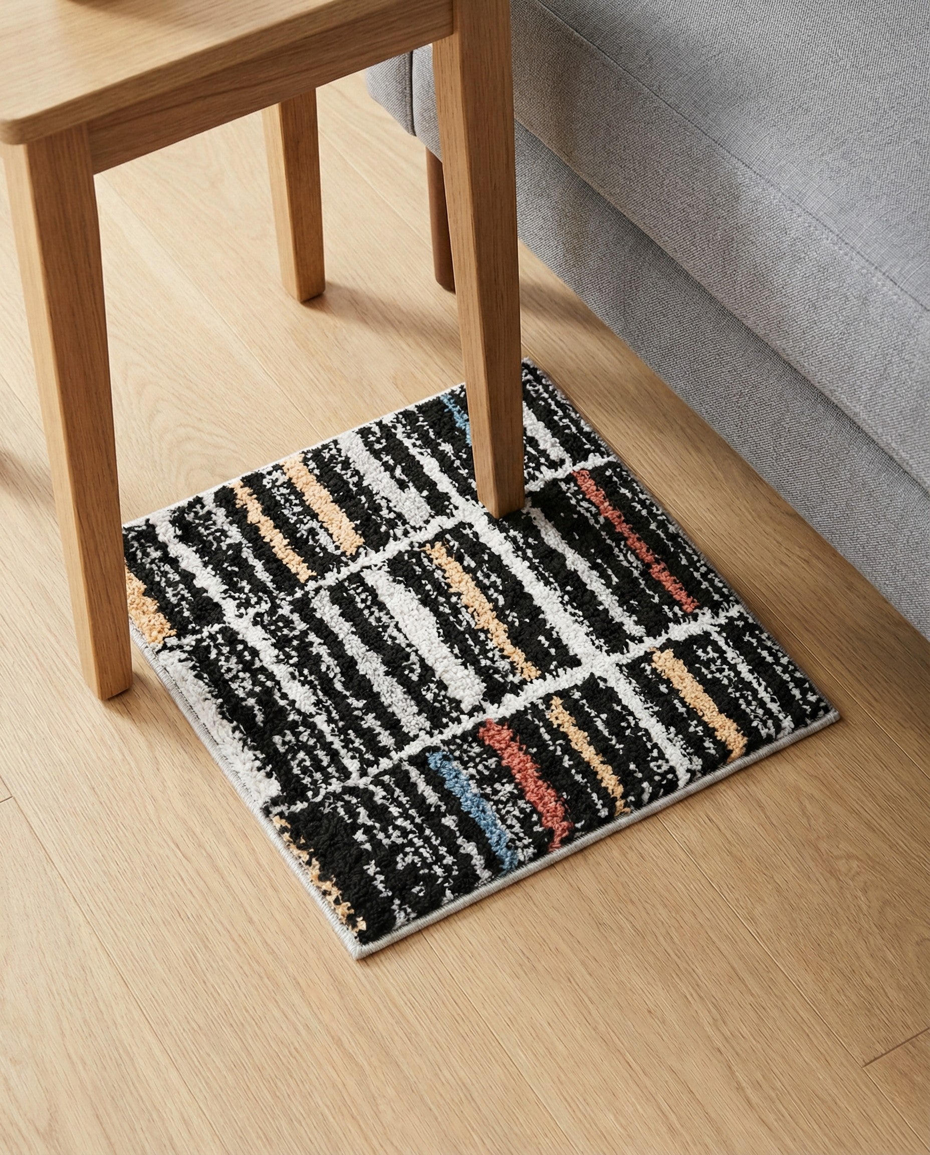 1' 4 x 1' 4 Aramis Sample Rug
