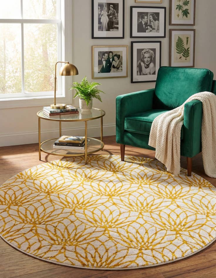 Detail image of 5' 3 x 5' 3 Marilyn Monroe&trade; Glam Dahlia Round Rug