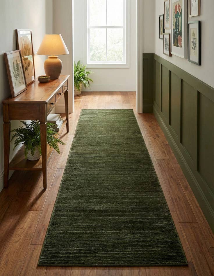 Detail image of 2' x 8' Finsbury Runner Rug