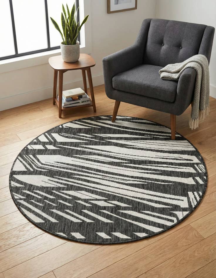 Detail image of 4' x 4' Easy-Clean Modern Indoor / Outdoor Round Rug