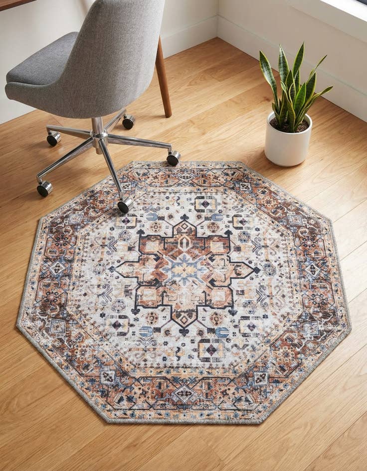 Detail image of 3' 3 x 3' 3  Washable Yara Octagon Rug