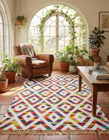 5' 1 x 8' Hand Woven Chindi Trellis Rug