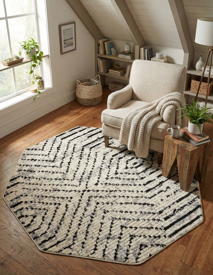 Detail image of 5' 3 x 5' 3 Tagine Octagon Rug