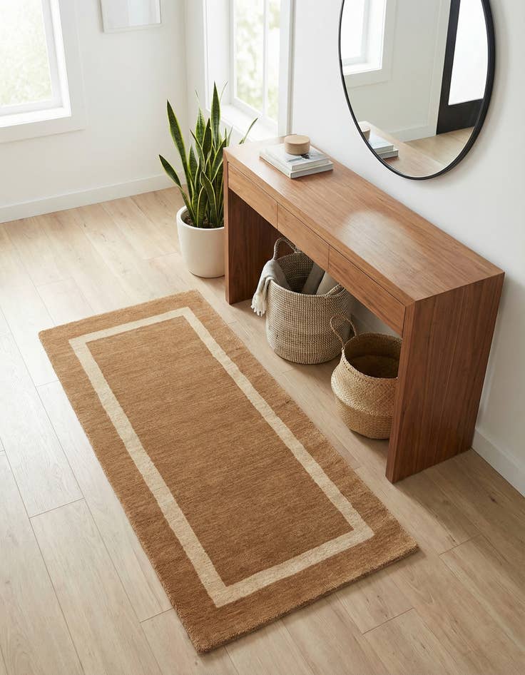 Detail image of 2' x 4' 1 Jill Zarin Border Wool Runner Rug