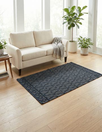 3' 1 x 5' 1 Hand Woven Larsa Jute Rug