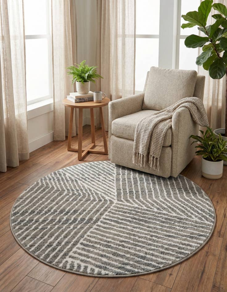 Detail image of 4' x 4' Oslo Round Rug