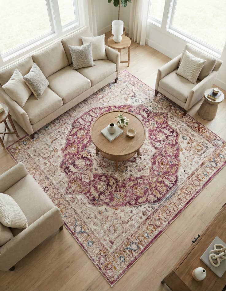 Detail image of 7' 10 x 7' 10 Deepa Square Rug