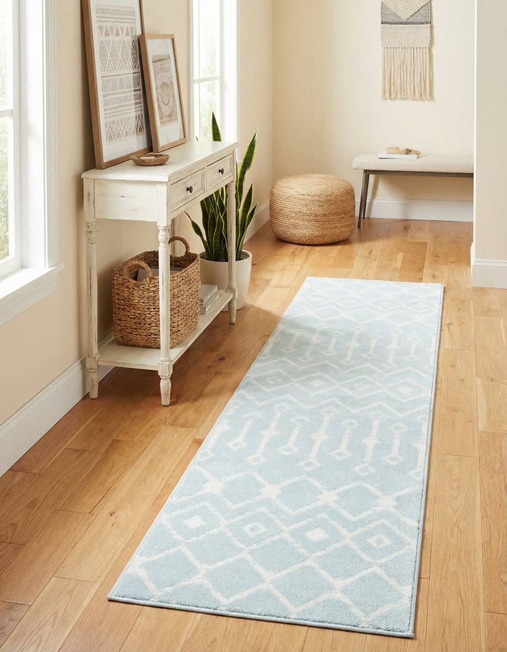 Detail image of 2' x 6' 7 Kasbah Trellis Runner Rug