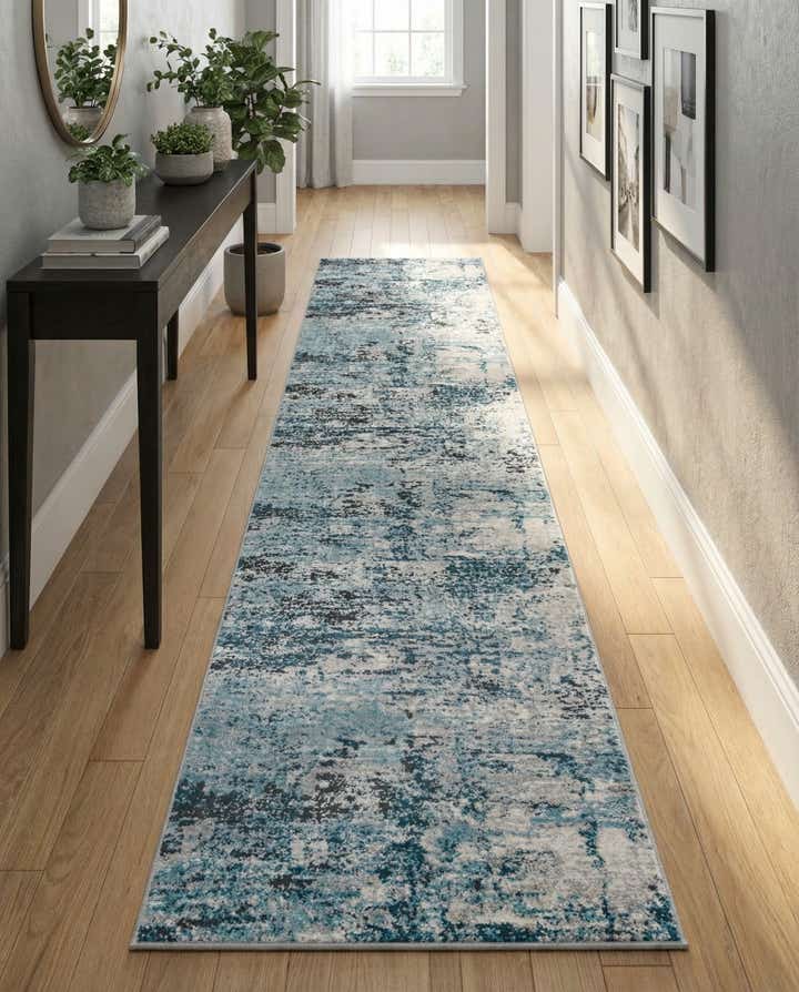 2' 7 x 13' Leipzig Runner Rug