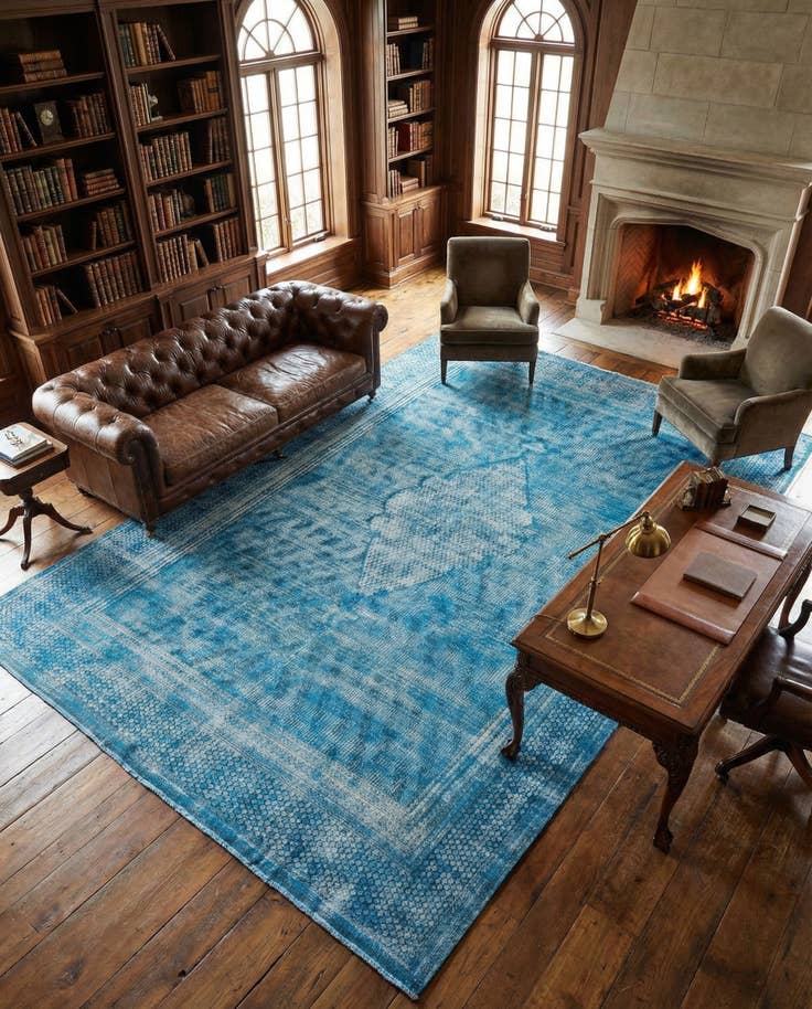 Detail image of 9' 5 x 14' 7 Vintage Royal Wool Rug