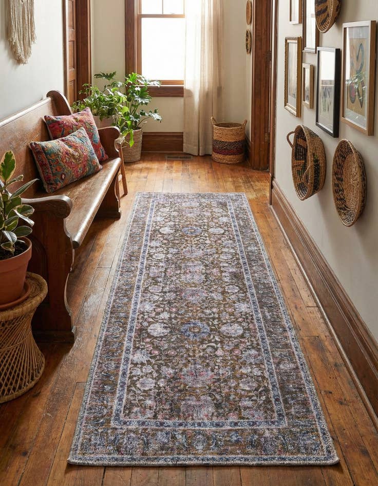 Detail image of 2' x 5' Yara Runner Rug