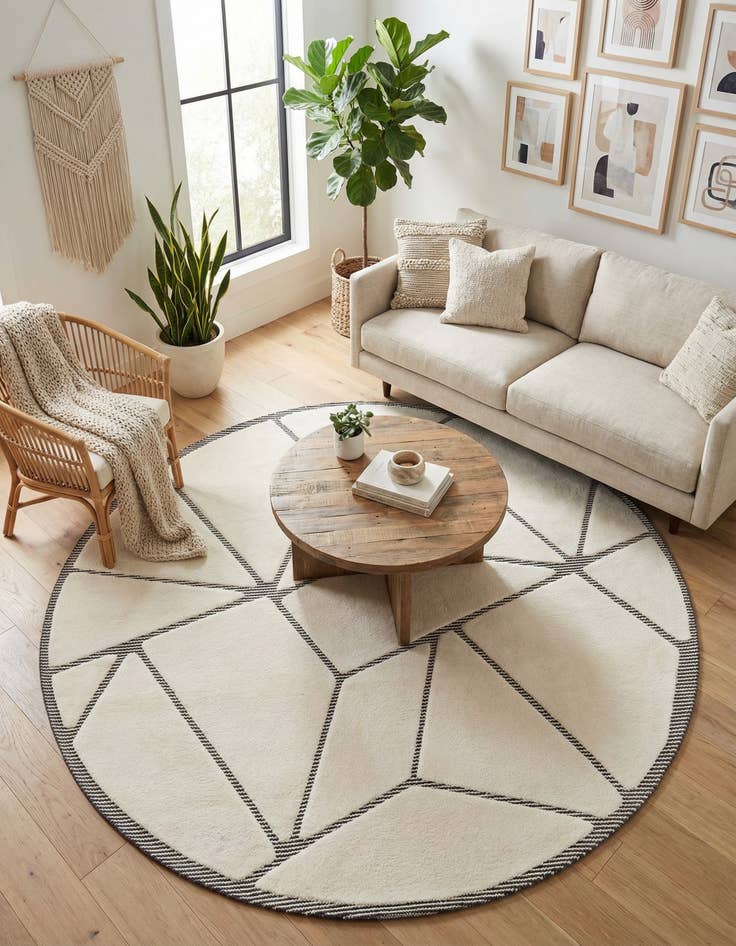 Detail image of 7' 10 x 7' 10 Prismatic Round Rug