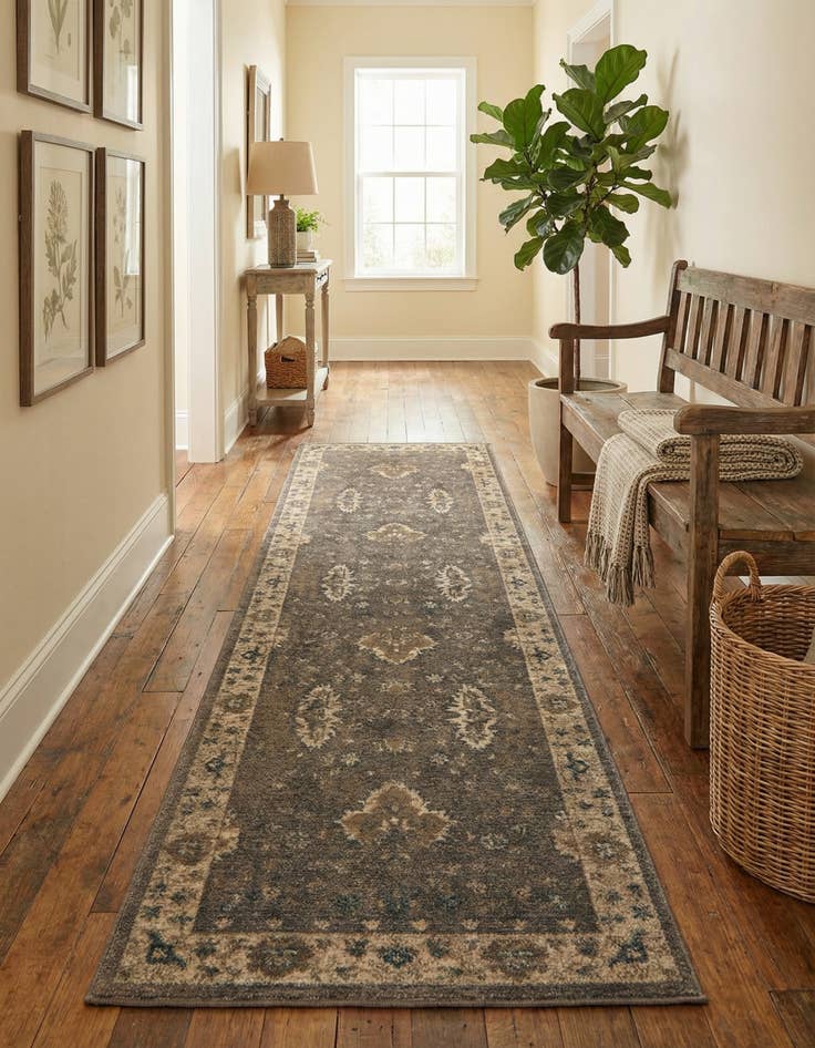 Detail image of 2' 7 x 10' Viola Runner Rug