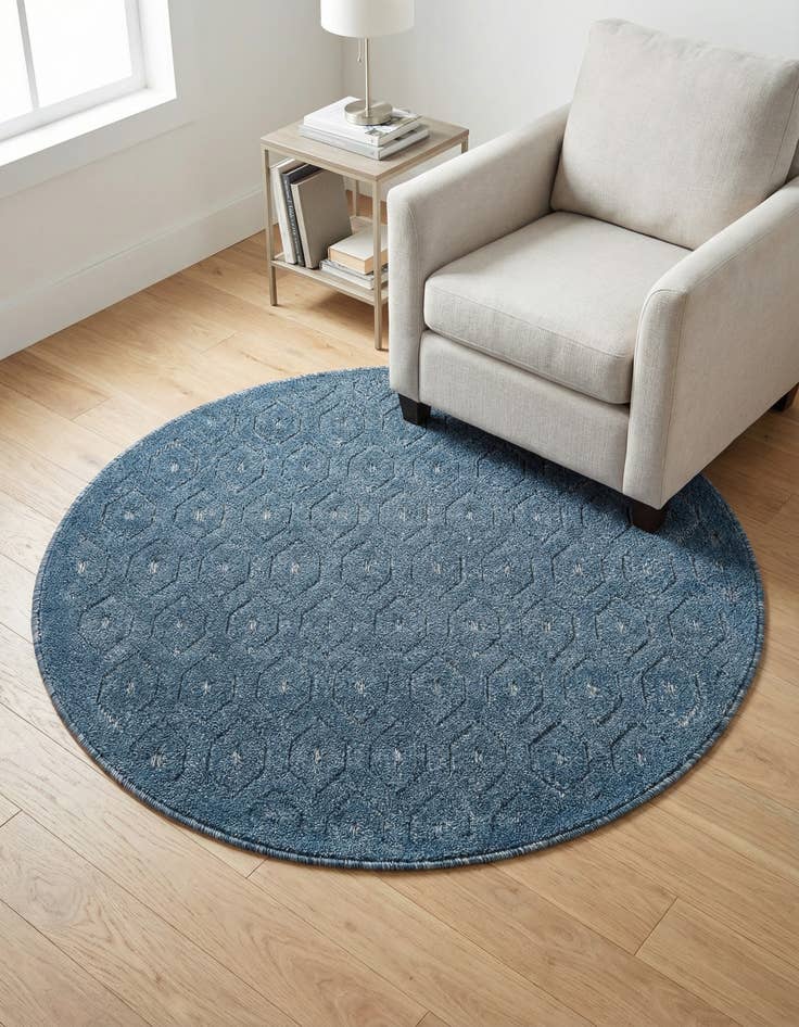 Detail image of 4' x 4'  Washable Trellis Textured Indoor / Outdoor Round Rug