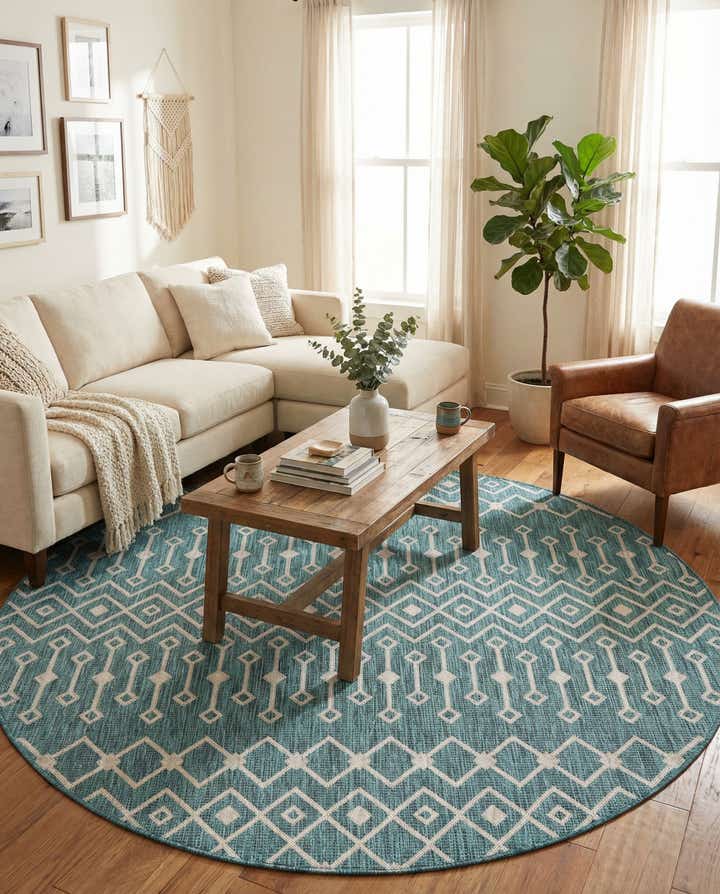 7' 10 x 7' 10 Easy-Clean Trellis Indoor / Outdoor Round Rug