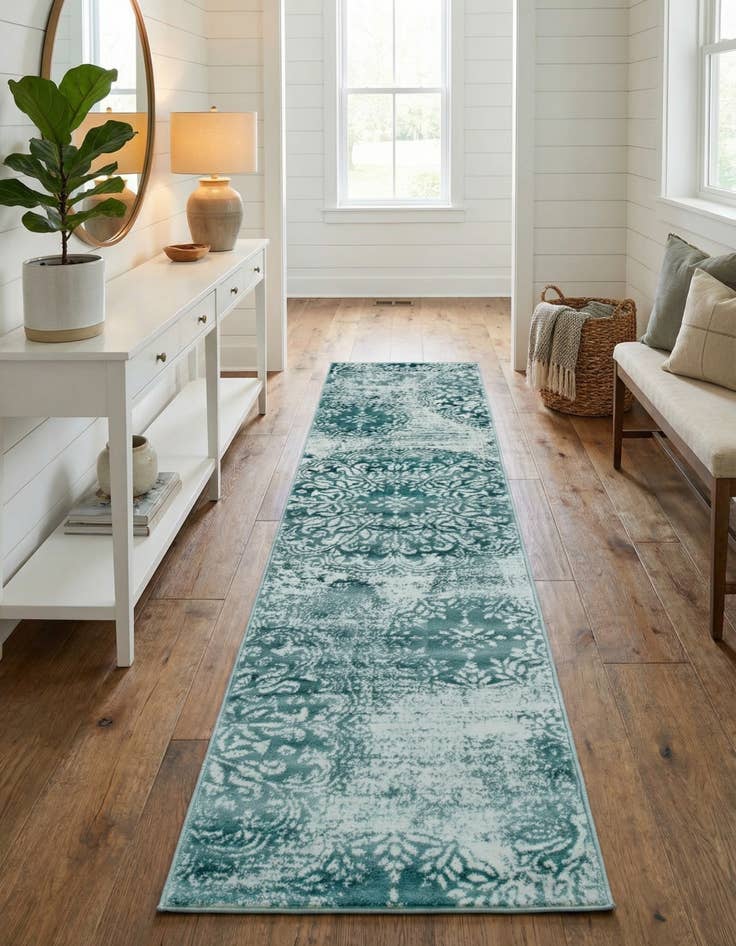 Detail image of 2' x 9' 10 Monaco Runner Rug