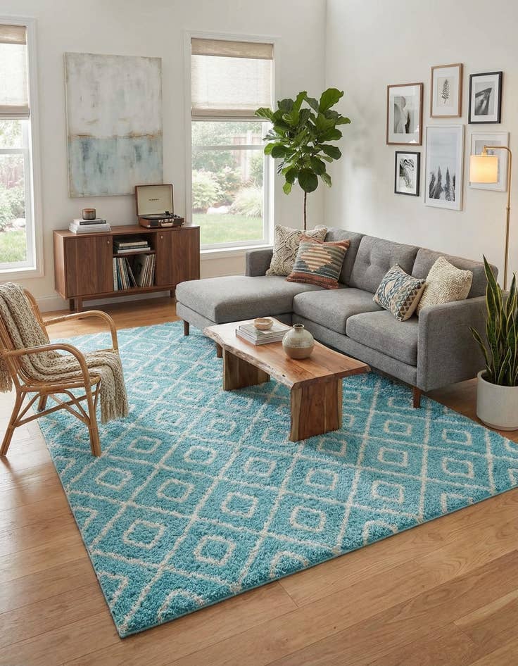 Detail image of 9' x 12' Trellis Shag Rug