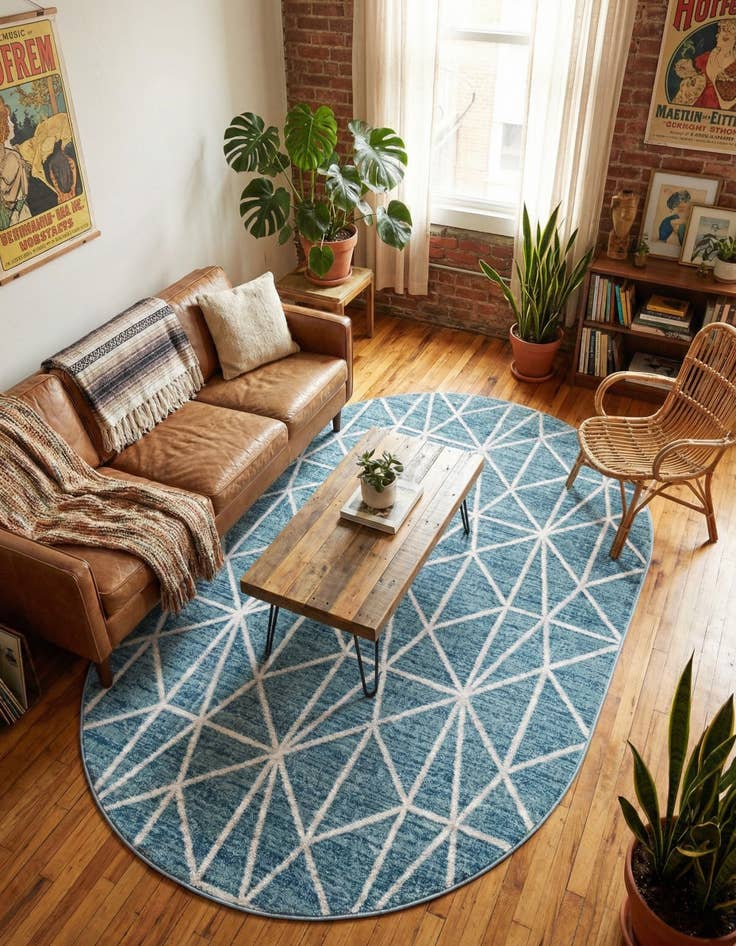 Detail image of  5' 3 x 8' Lattice Trellis Oval Rug