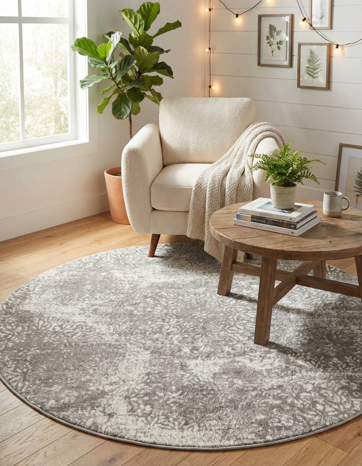 Detail image of 6' 1 x 6' 1 Monte Carlo Round Rug