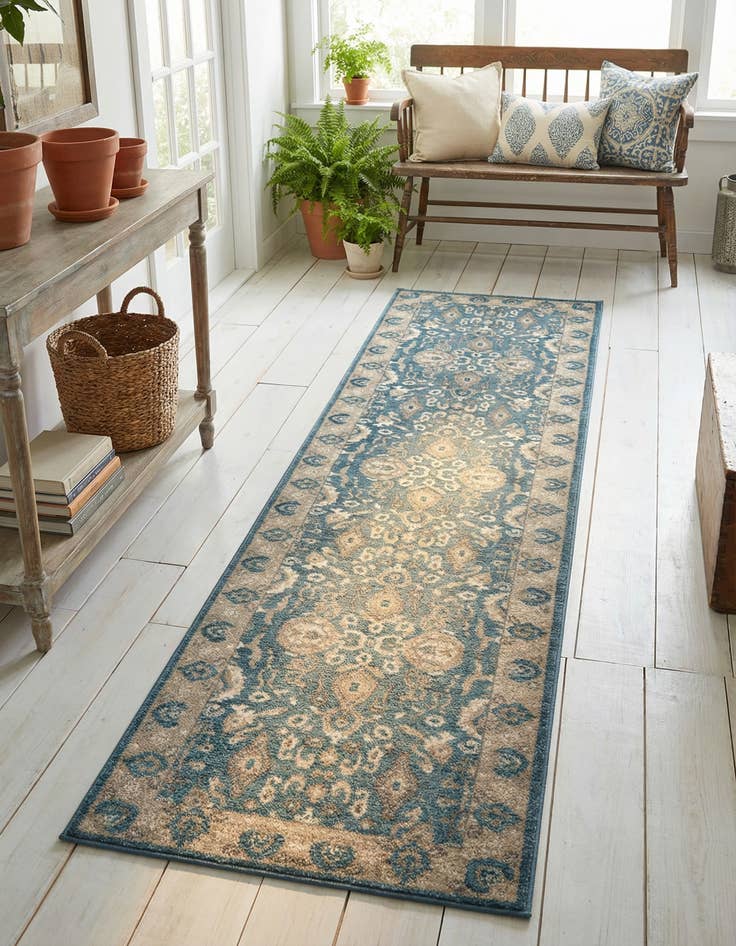 Detail image of 2' 7 x 10' Vienna Runner Rug