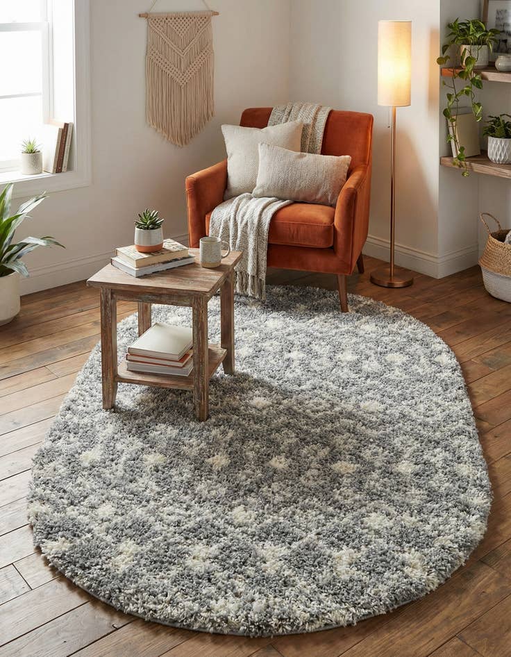 Detail image of  4' x 6' Moroccan Trellis Shag Oval Rug