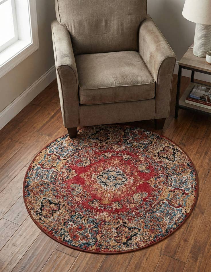 Detail image of 3' x 3' Easy-Clean Traditional Indoor / Outdoor Round Rug