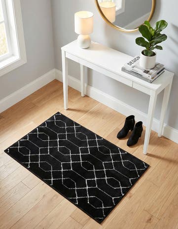 2' x 3' Marilyn Monroe™ Glam Trellis Rug