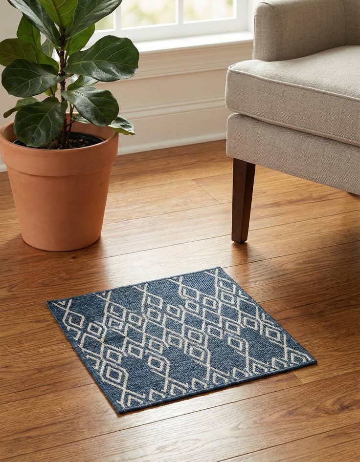 Detail image of 1' 4 x 1' 4 Washable Jill Zarin Turks and Caicos Indoor / Outdoor Sample Rug