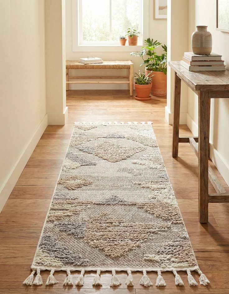 Detail image of 2' x 6' Cherokee Runner Rug