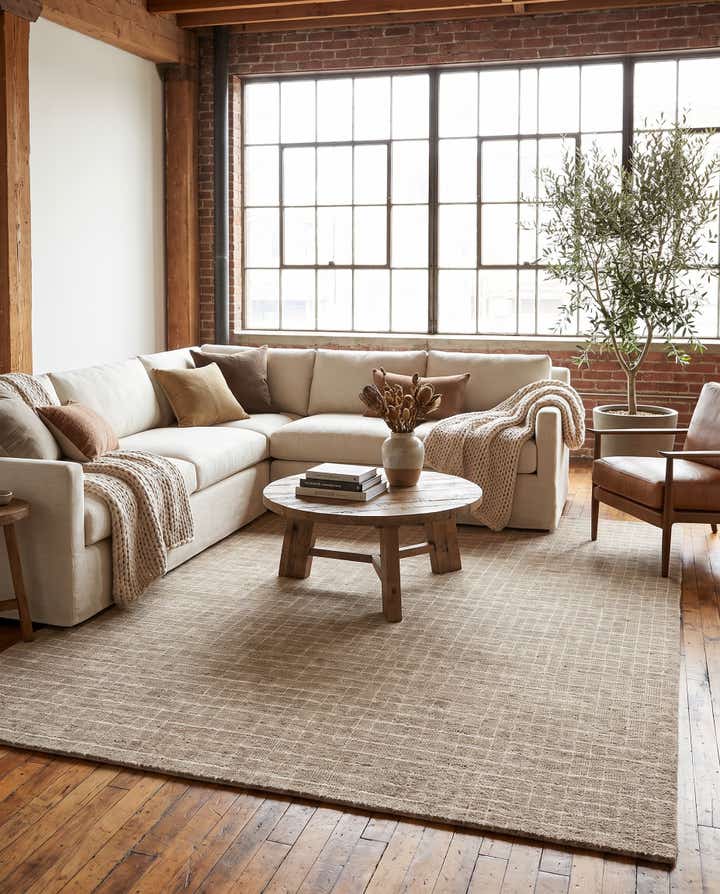 8' x 10' Heritage Line Wool Rug