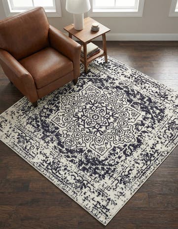 5' 3 x 5' 3 Arlington Square Rug