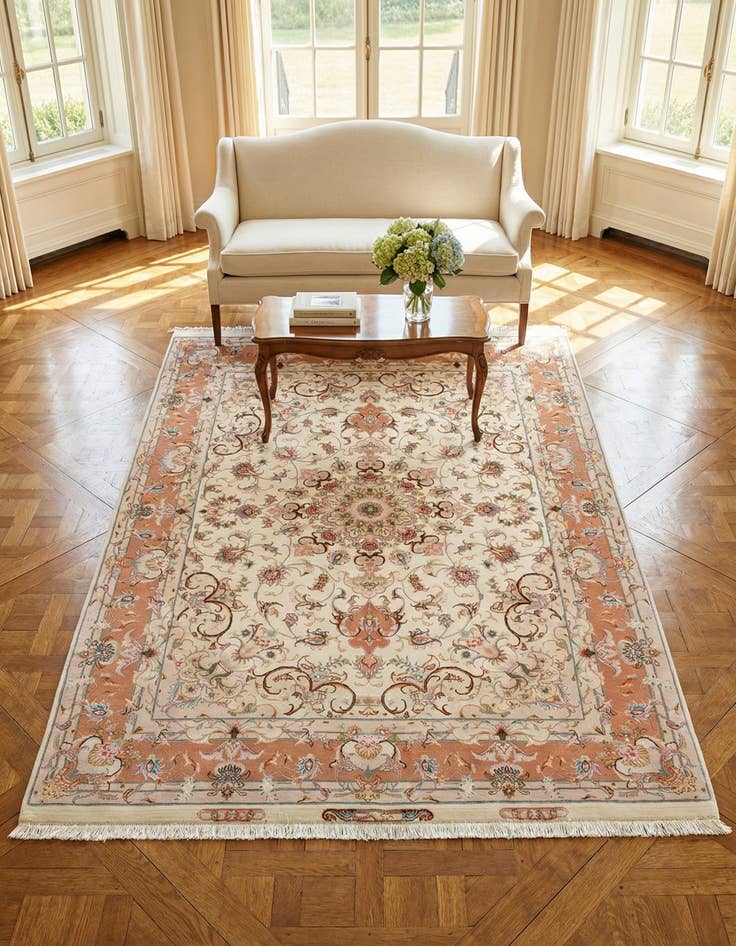 Detail image of 4' 9 x 6' 8 Tabriz Rug