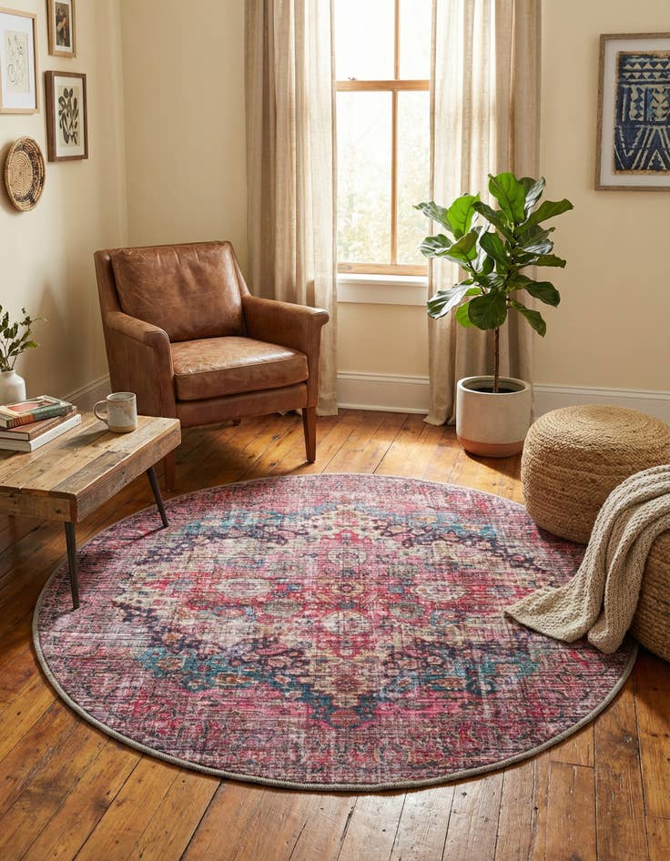 Detail image of 4' x 4' Washable Mangata Round Rug