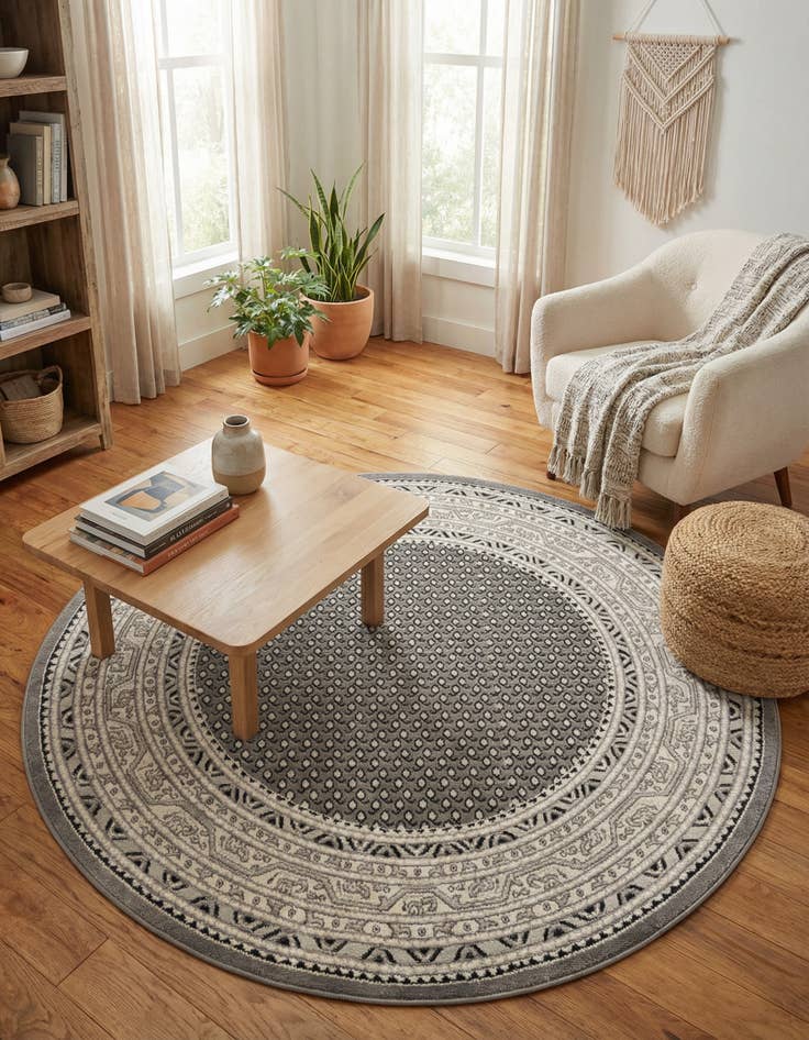 Detail image of 6' 1 x 6' 1 Tribeca Round Rug