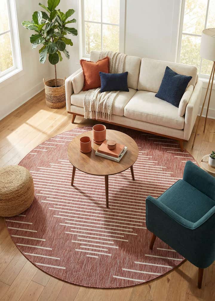 7' 10 x 7' 10 Easy-Clean Modern Indoor / Outdoor Round Rug