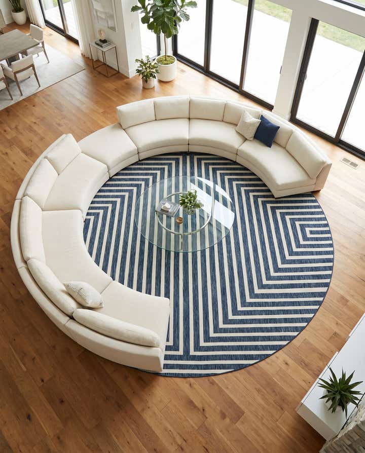 12' x 12' Easy-Clean Modern Indoor / Outdoor Round Rug