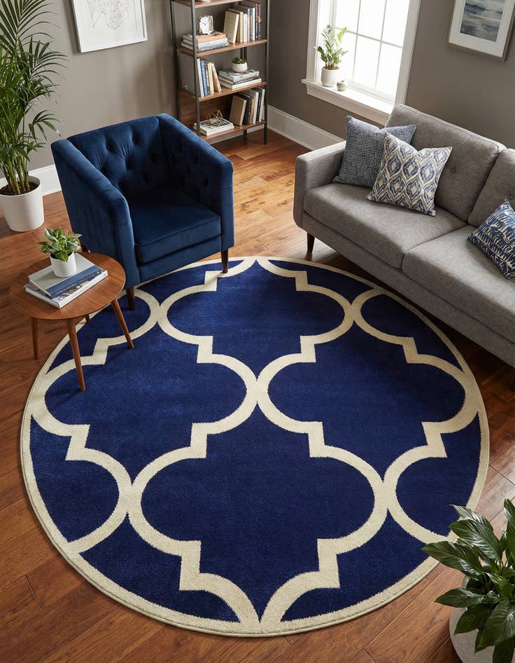 Detail image of 6' x 6' Lattice Round Rug