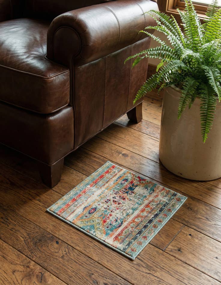 Detail image of 1' 4 x 1' 4 Washable Mesa Sample Rug