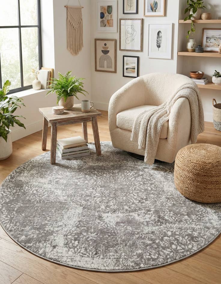 Detail image of 6' 1 x 6' 1 Monte Carlo Round Rug