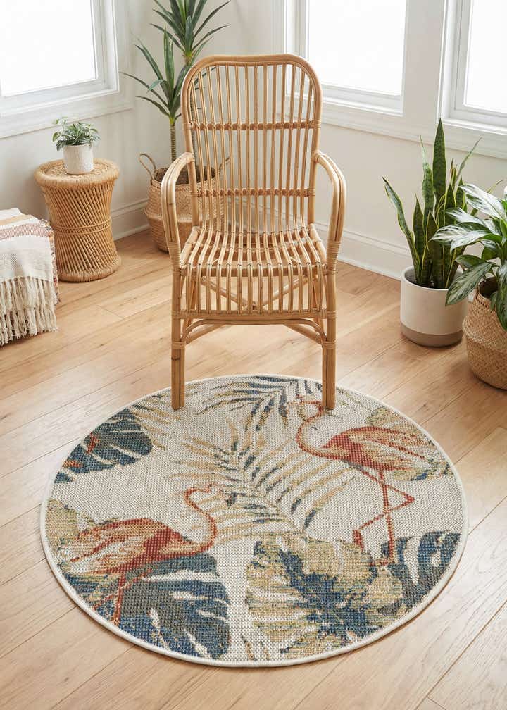 3' 3 x 3' 3 Easy-Clean Baja Indoor / Outdoor Round Rug
