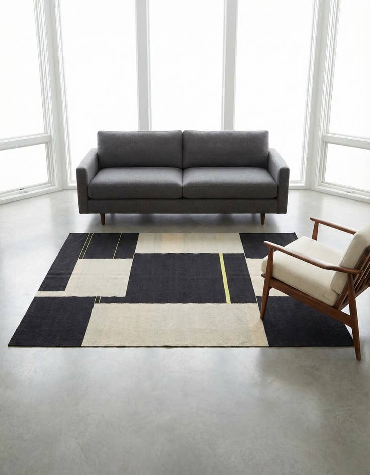 Detail image of 4' 1 x 5' 10 Hand Woven Kilim Modern Wool Rug