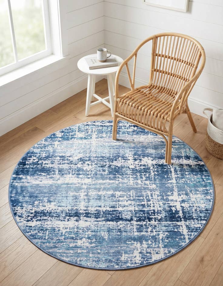 Detail image of 3' 7 x 3' 7 Malibu Round Rug